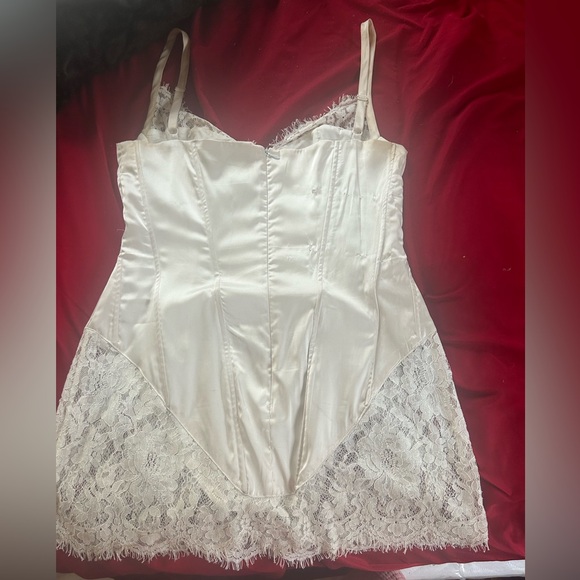 Finesse Doll Dress - Picture 2 of 2